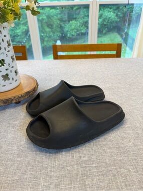 Yeezy | Shoes | Adidas Originals Yeezy Slide Unisex Slippers In Brown | Poshmark Yeezy | Shoes | Adidas Originals Yeezy Slide Unisex Slippers In Brown | Poshmark